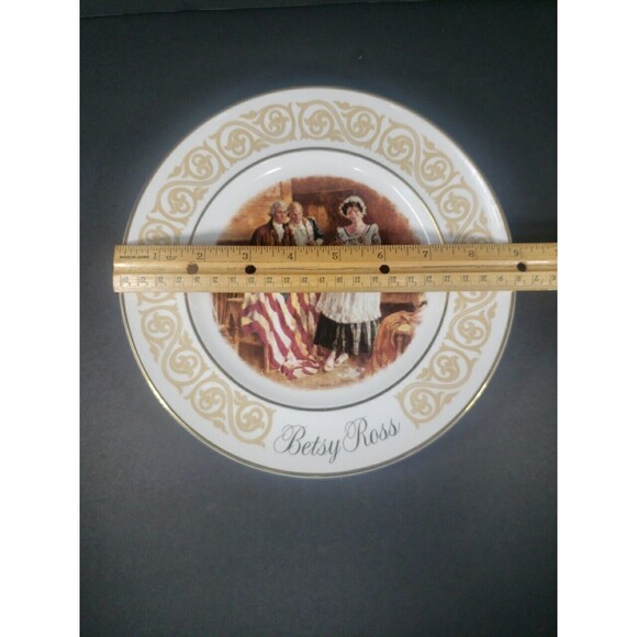Betsy Ross Avon Enoch Wedgewood Collector Plate 1973 Congress Stars and Stripes - Picture 10 of 12
